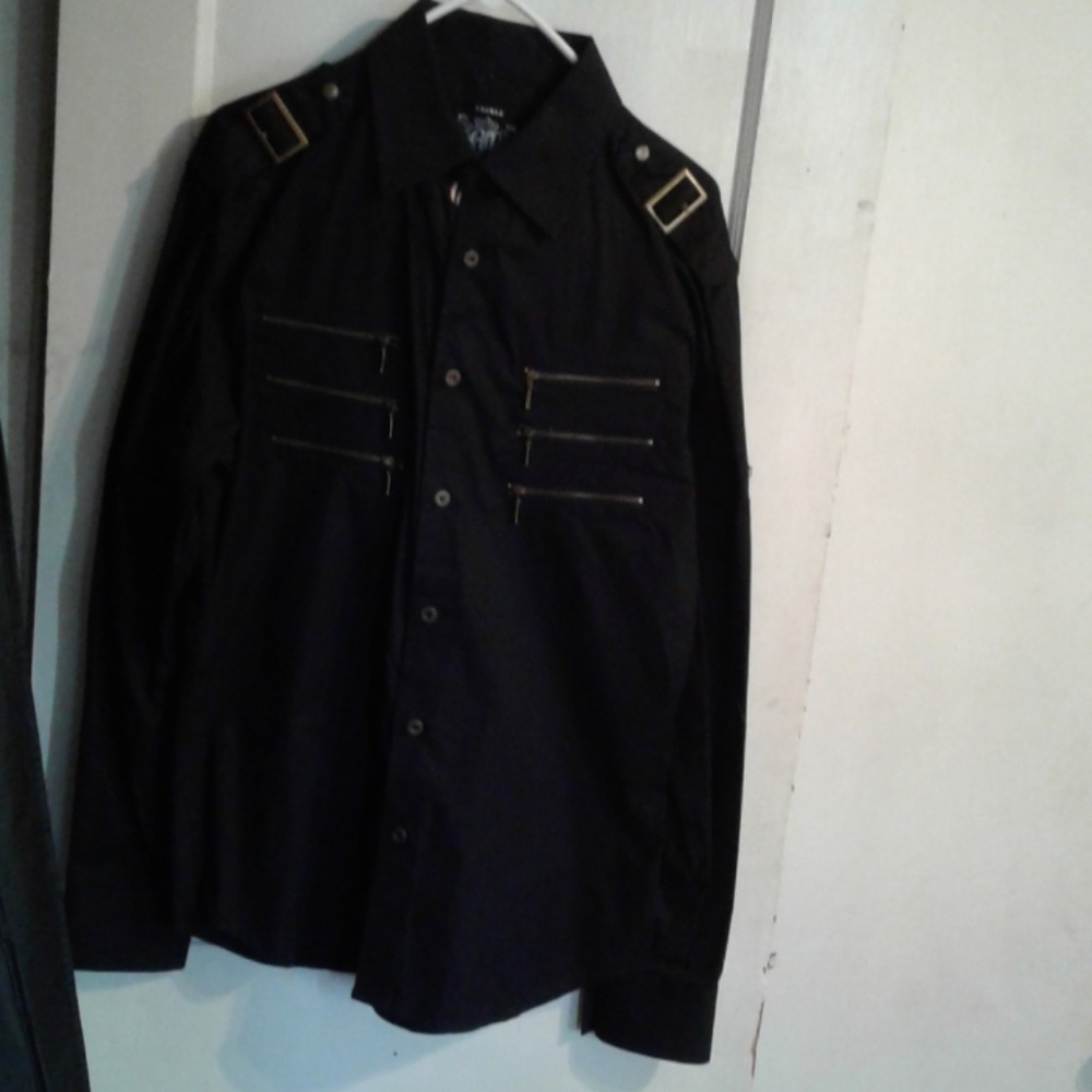 Men buttondown shirt